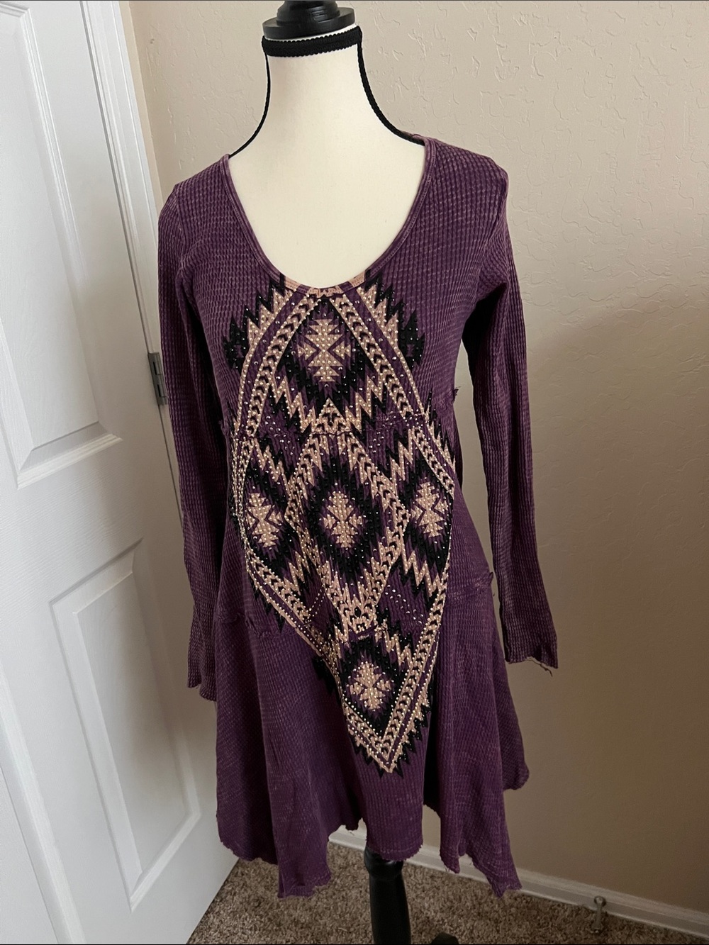 Source Unknown Plum Long-Sleeve Tunic with Embroidered Geometric Front